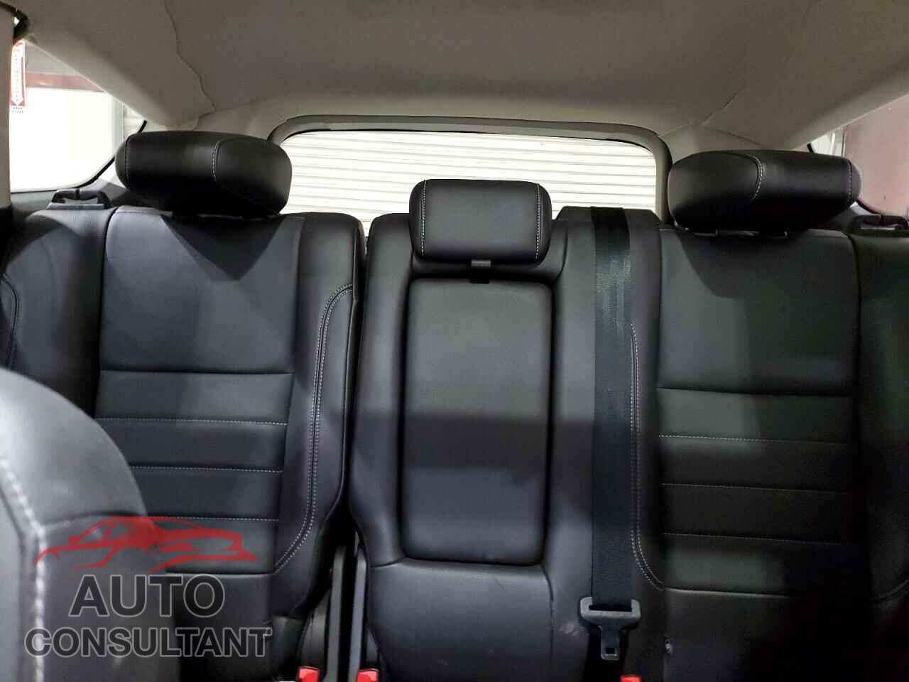 FORD ESCAPE 2016 - 1FMCU9J95GUC17531