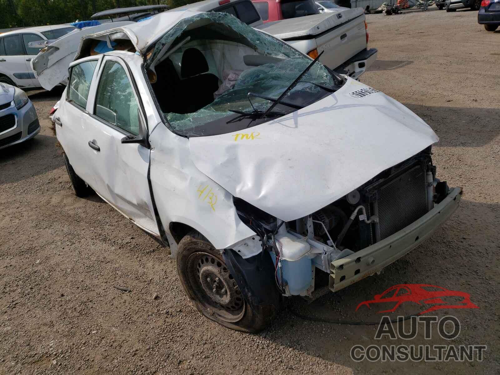 NISSAN VERSA 2018 - 3N1CN7AP3JL823645