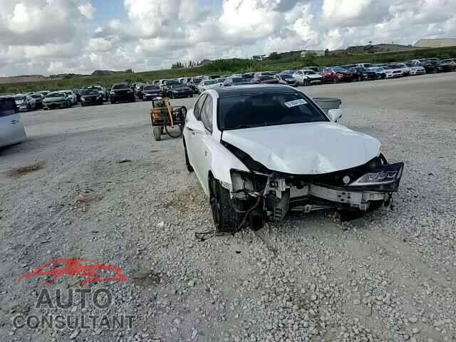 LEXUS IS 2012 - JTHBF5C27C2103103
