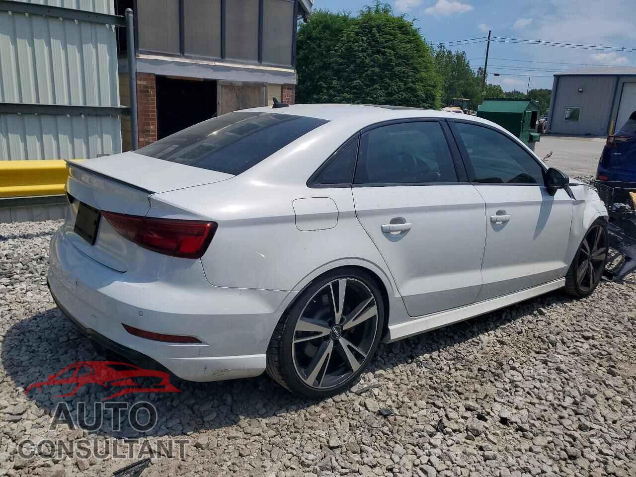 AUDI RS3 2019 - WUABWGFF6KA907329