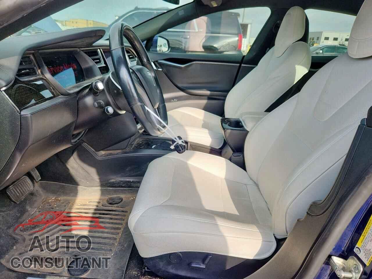 TESLA MODEL S 2018 - 5YJSA1E26JF275221