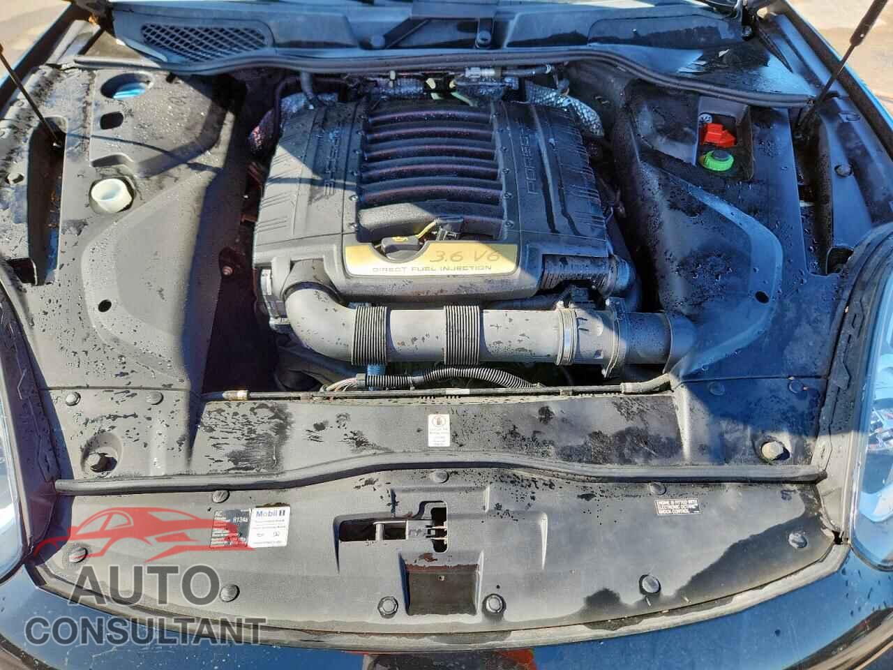 PORSCHE CAYENNE 2016 - WP1AA2A25GLA00712