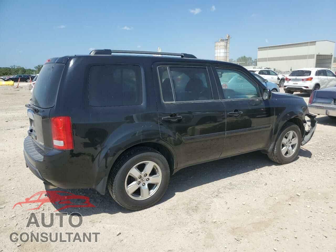 HONDA PILOT 2011 - 5FNYF4H56BB018631