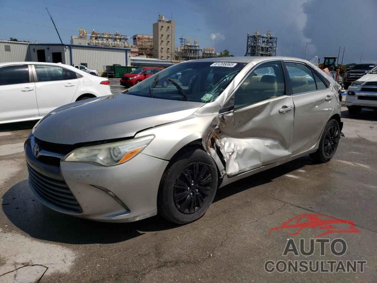 TOYOTA CAMRY 2016 - 4T4BF1FK0GR529927