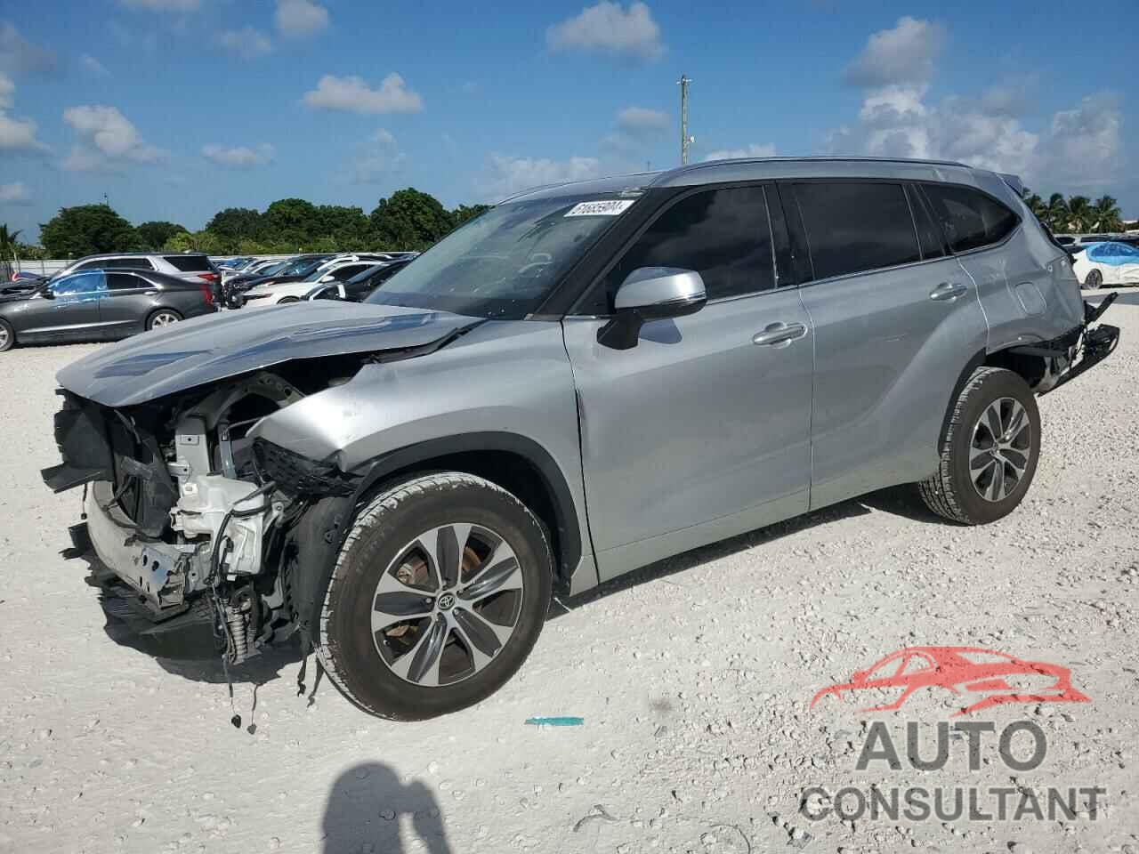 TOYOTA HIGHLANDER 2021 - 5TDHZRAH9MS035821