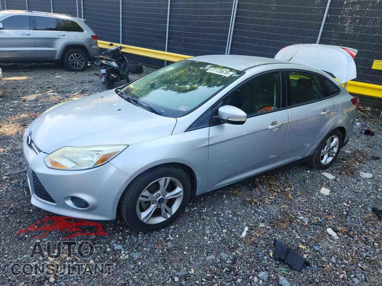 FORD FOCUS 2014 - 1FADP3F20EL259817