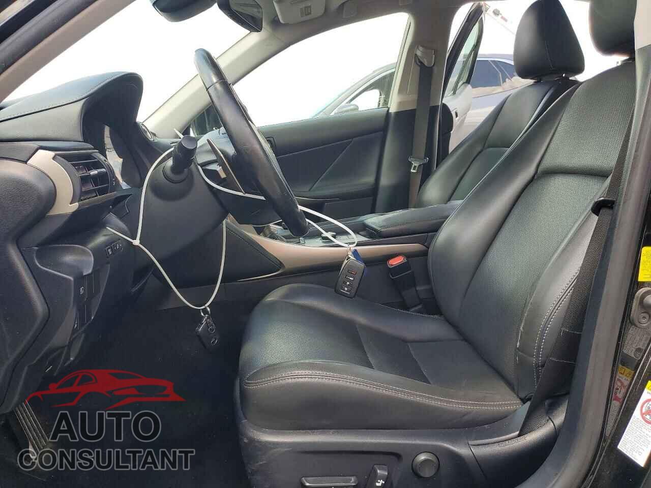 LEXUS IS 2017 - JTHCM1D24H5025080