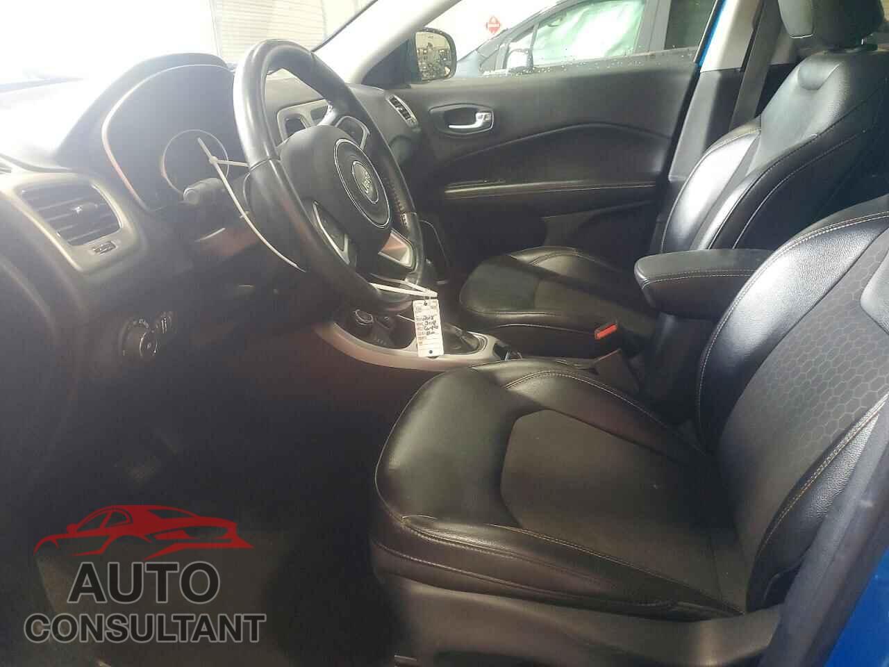 JEEP COMPASS 2018 - 3C4NJDBB4JT360076