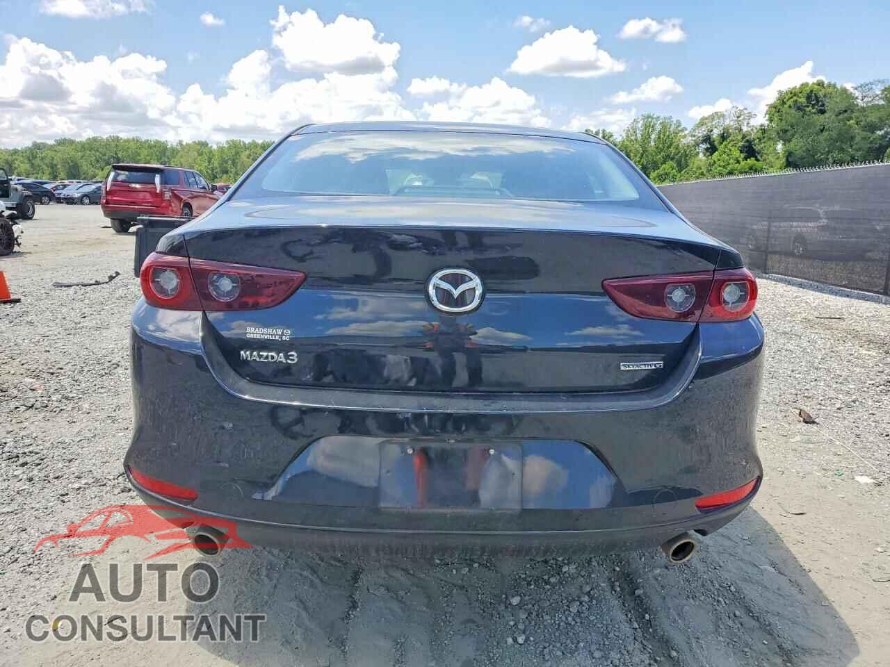 MAZDA 3 2022 - JM1BPAA77N1508134