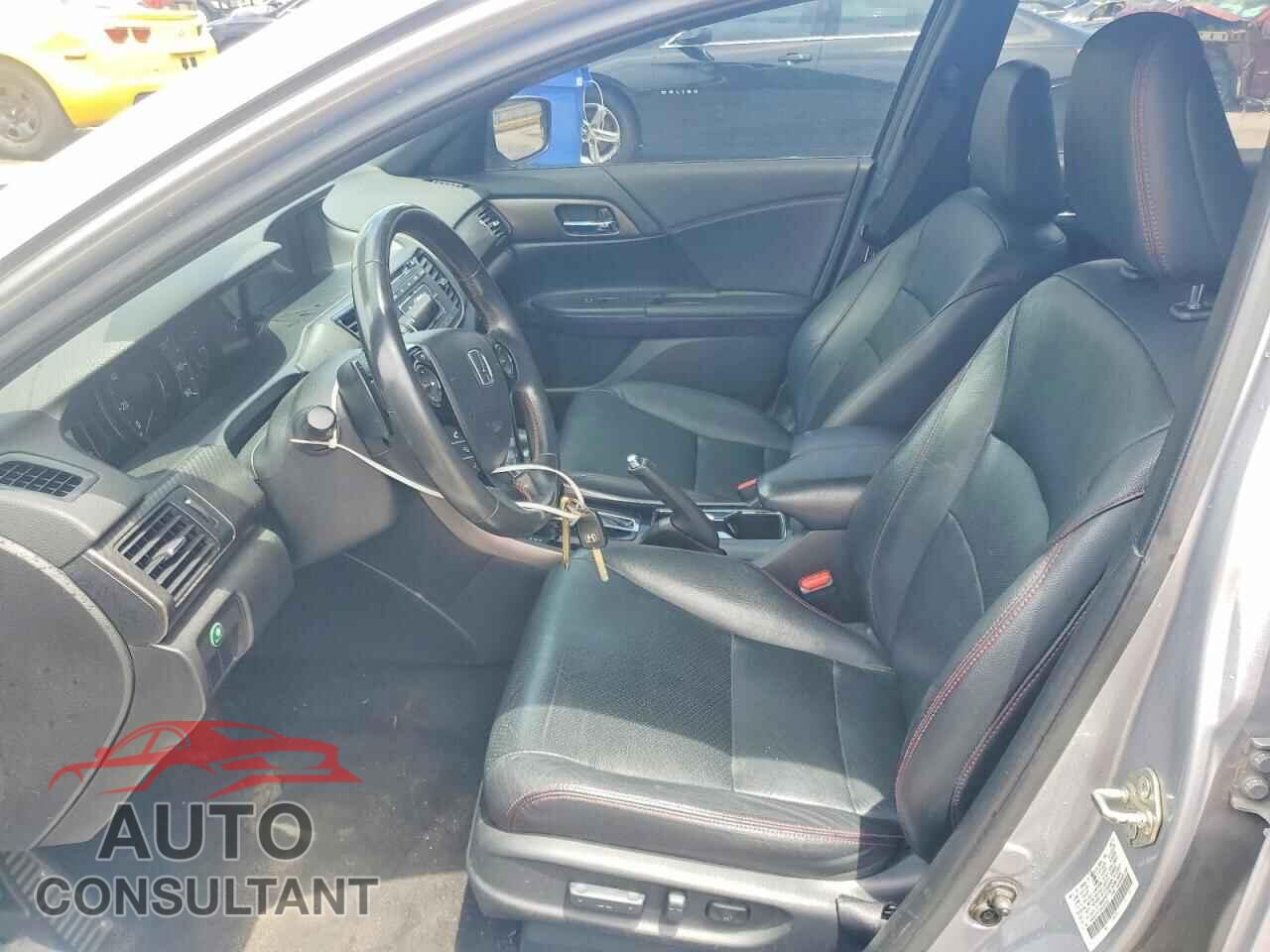 HONDA ACCORD 2017 - 1HGCR2F17HA242581