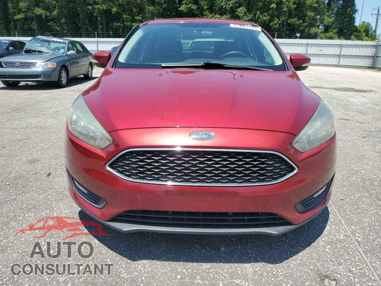 FORD FOCUS 2015 - 1FADP3F21FL302921