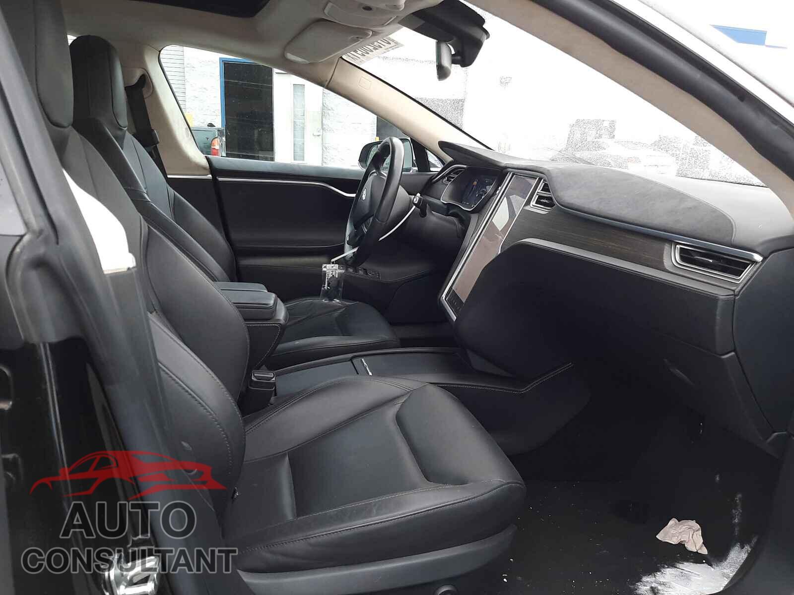 TESLA MODEL S 2016 - 5YJSA1E22GF133957