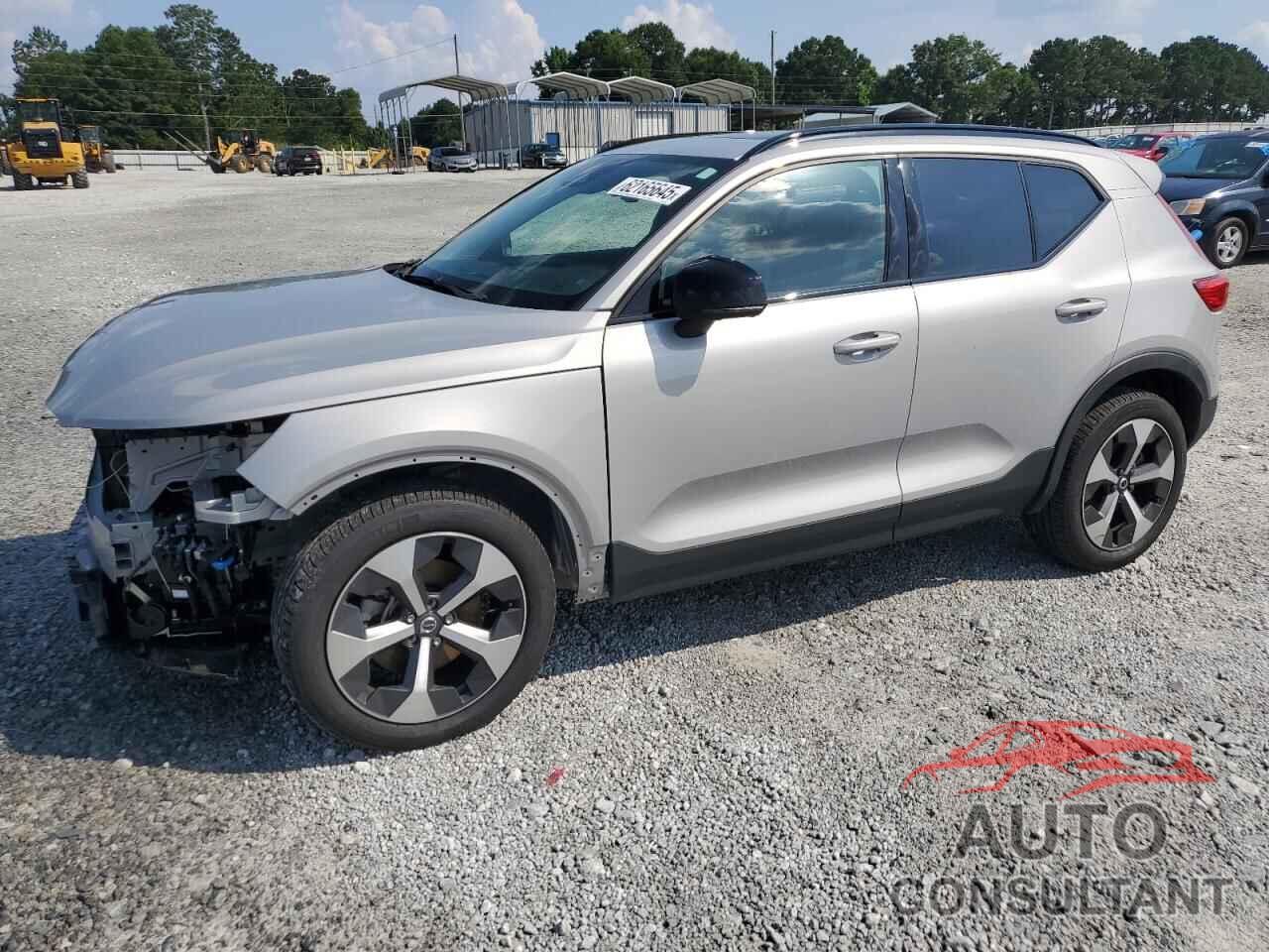 VOLVO XC40 PLUS 2023 - YV4L12UW0P2911753