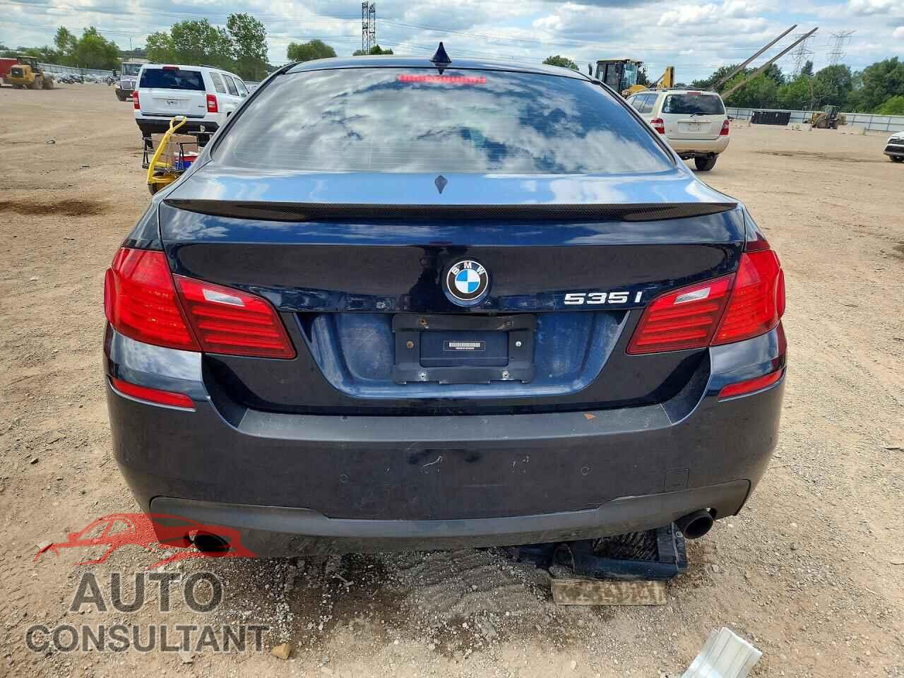 BMW 5 SERIES 2014 - WBA5B1C51ED483346