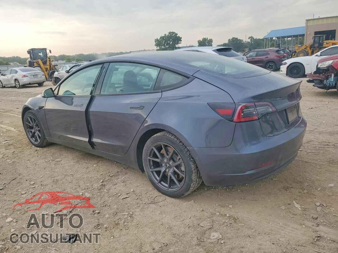TESLA MODEL 3 2021 - 5YJ3E1EA0MF091641
