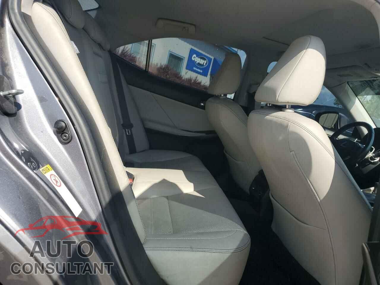 LEXUS IS 2014 - JTHCF1D20E5000344