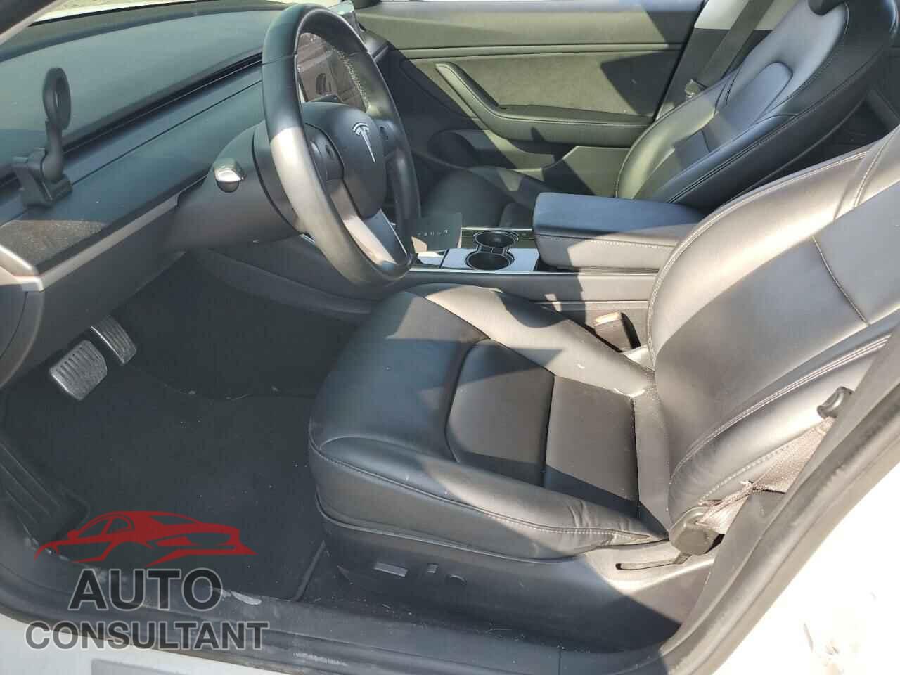 TESLA MODEL 3 2018 - 5YJ3E1EB3JF067113