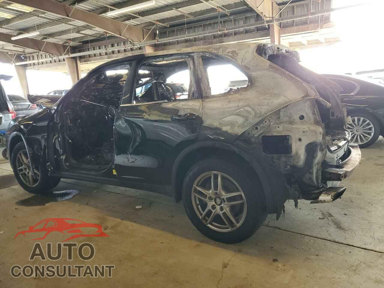 PORSCHE CAYENNE 2011 - WP1AB2A29BLA43200