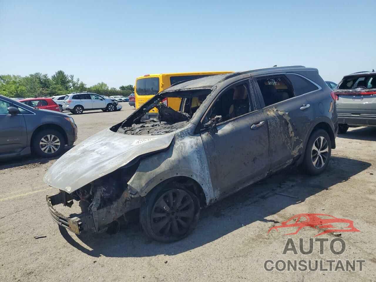 KIA SORENTO 2017 - 5XYPHDA56HG312824