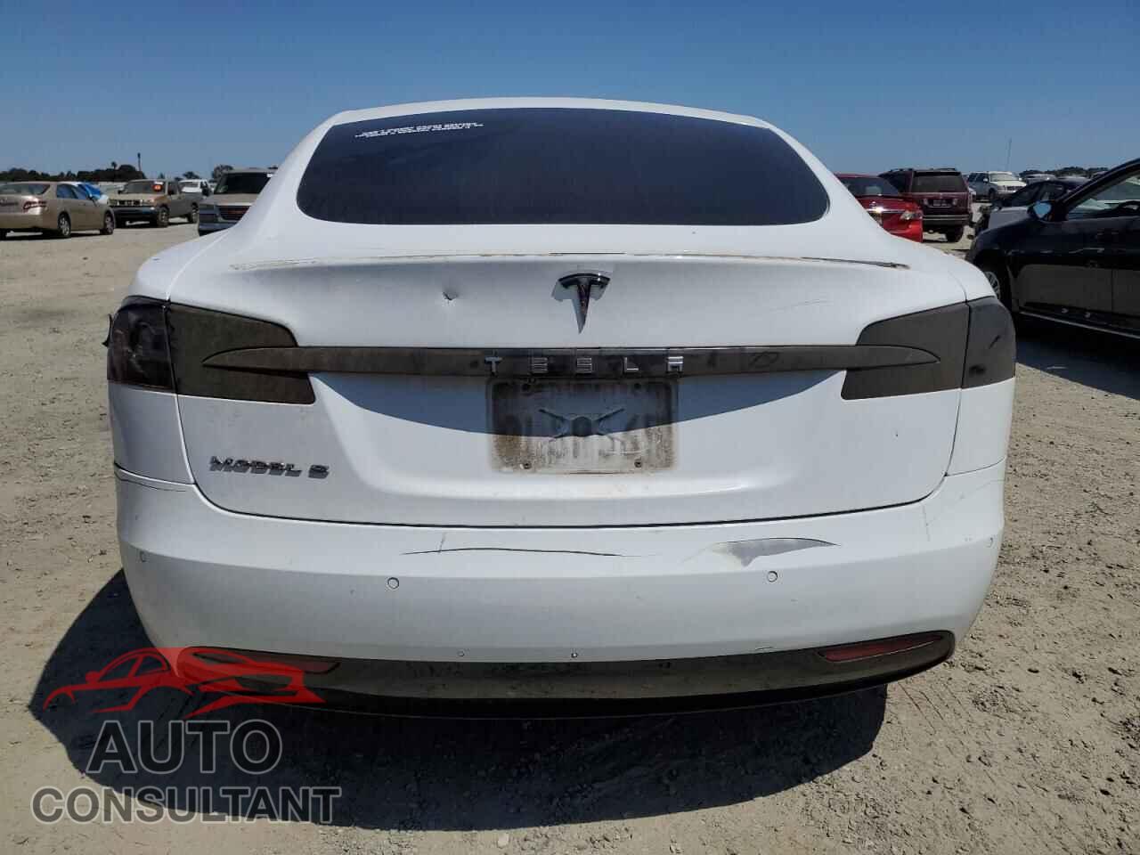 TESLA MODEL S 2016 - 5YJSA1E15GF156933