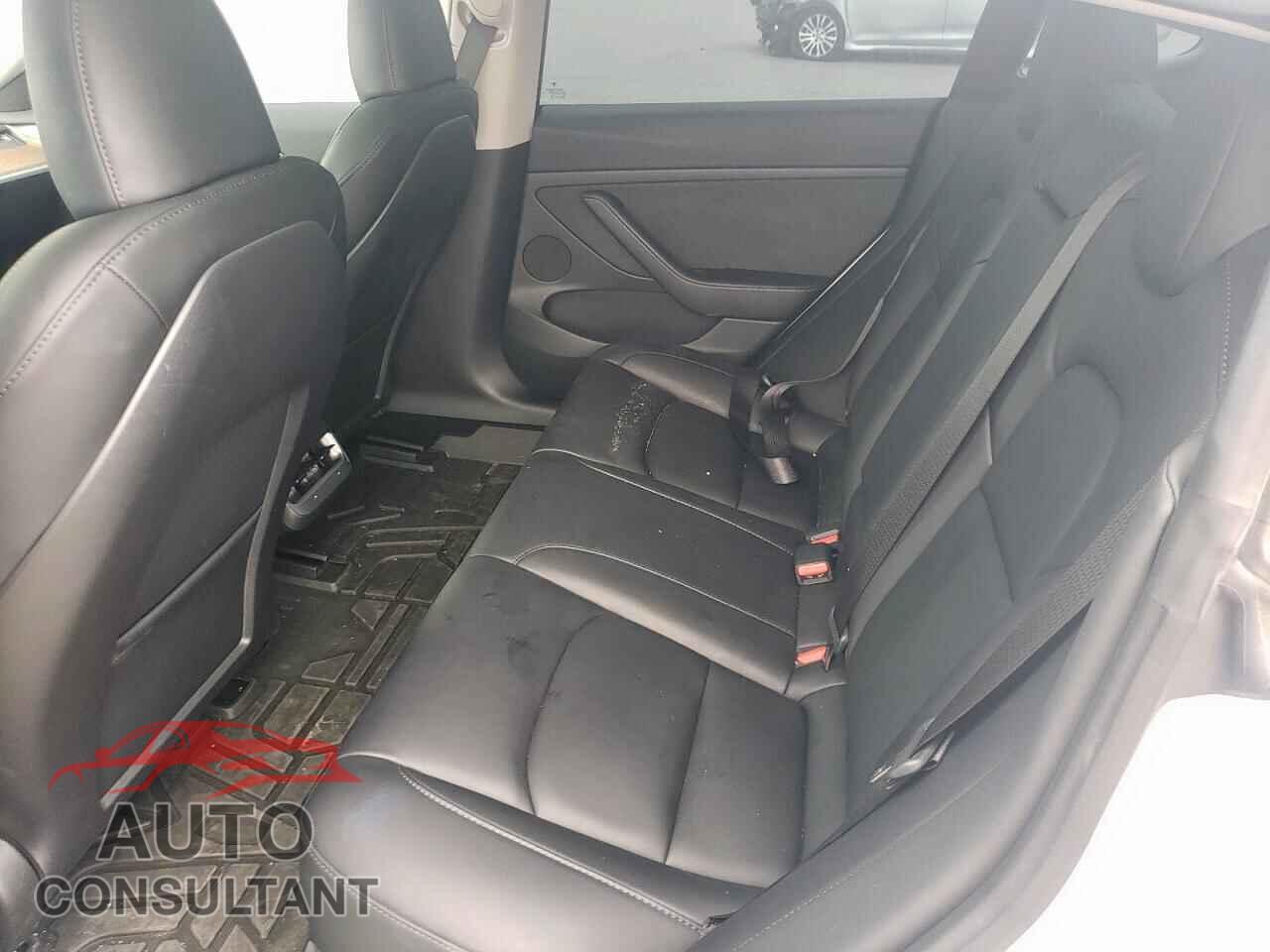 TESLA MODEL 3 2023 - 5YJ3E1EA3PF554084