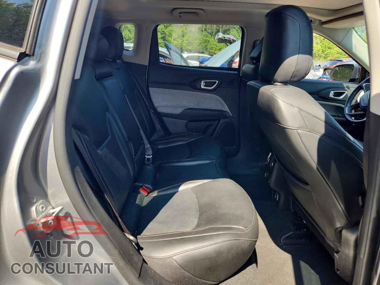 JEEP COMPASS 2022 - 3C4NJDFB0NT128073