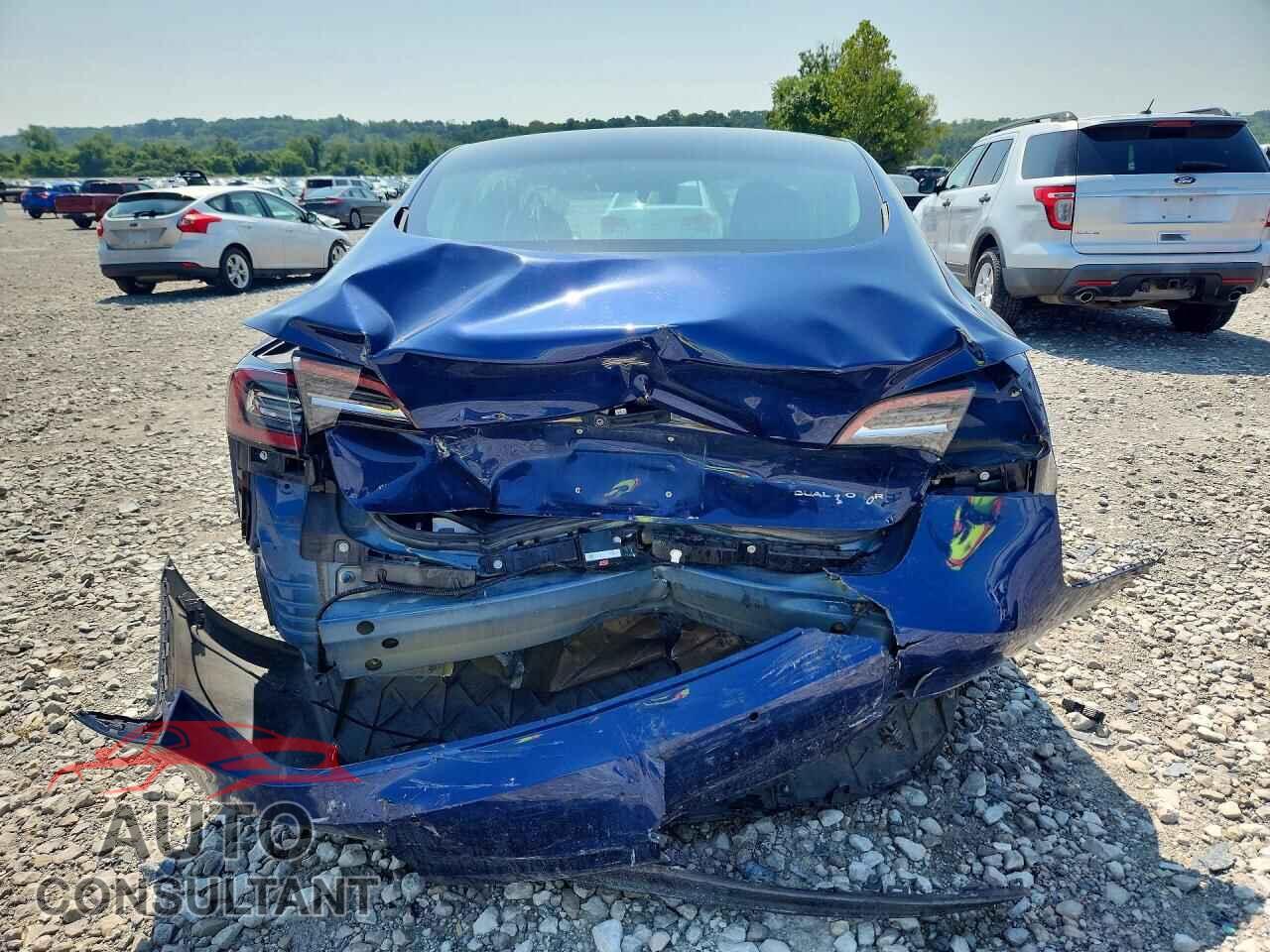 TESLA MODEL 3 2018 - 5YJ3E1EB1JF064694