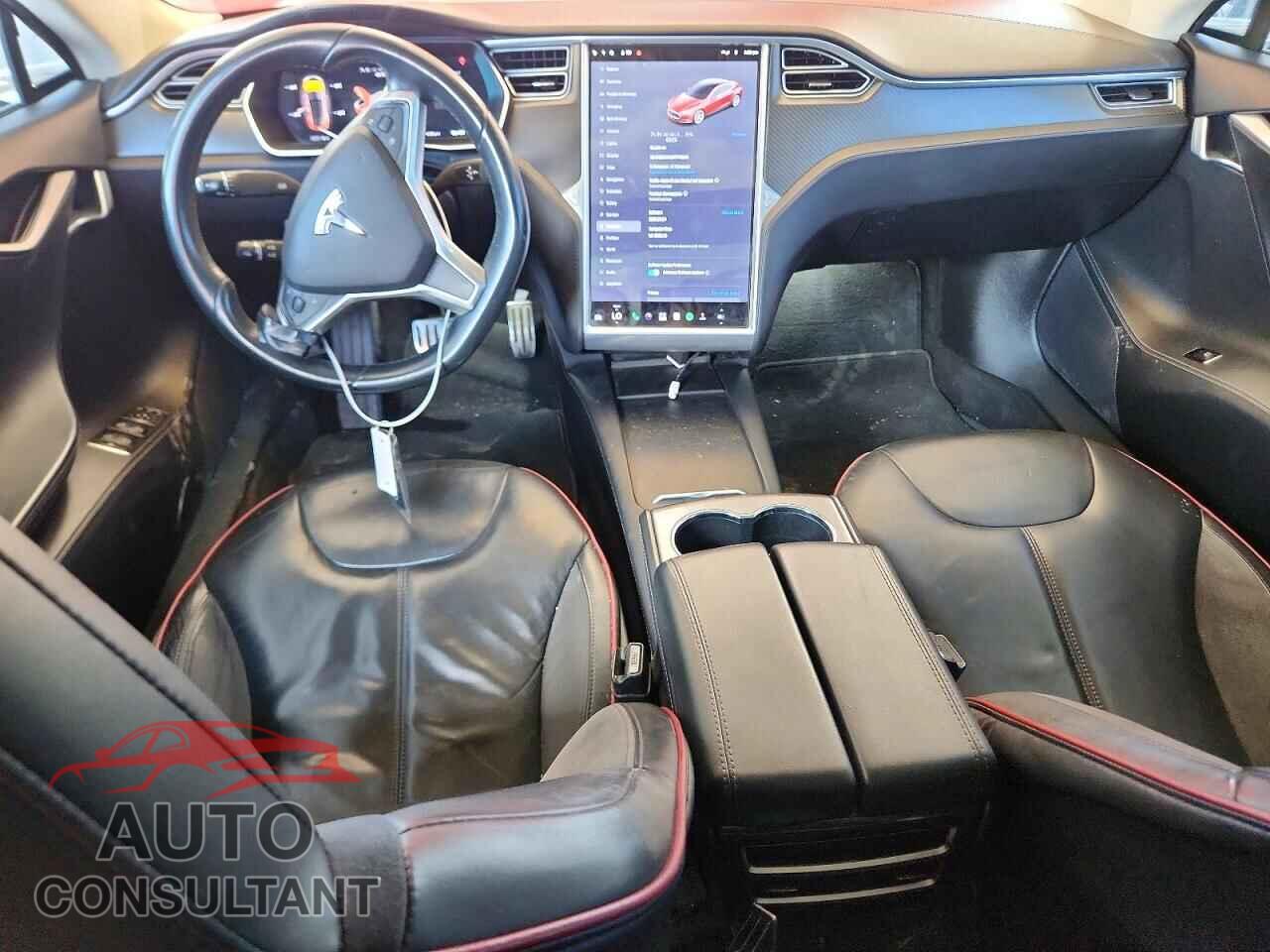 TESLA MODEL S 2015 - 5YJSA1H1XFFP70645