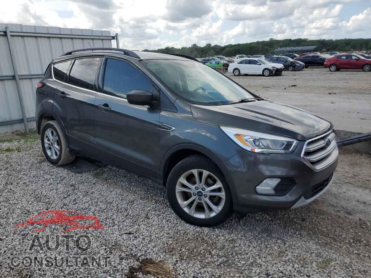 FORD ESCAPE 2017 - 1FMCU0GDXHUE05857