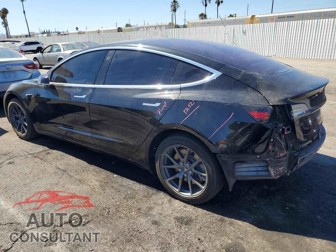 TESLA MODEL 3 2018 - 5YJ3E1EA2JF123307