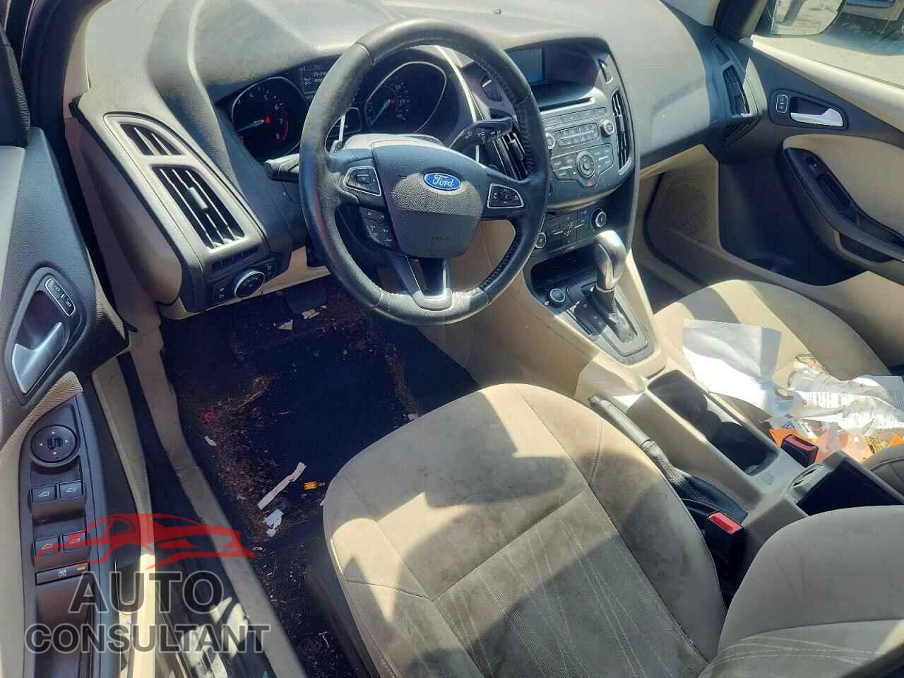 FORD FOCUS 2015 - 1FADP3F24FL297861