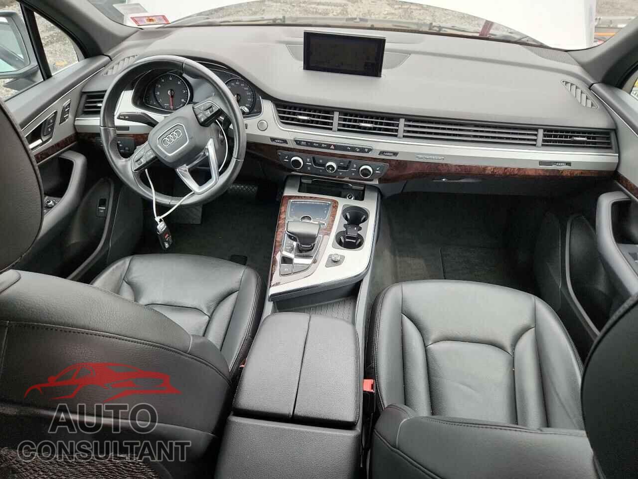 AUDI Q7 2017 - WA1AHAF79HD045797