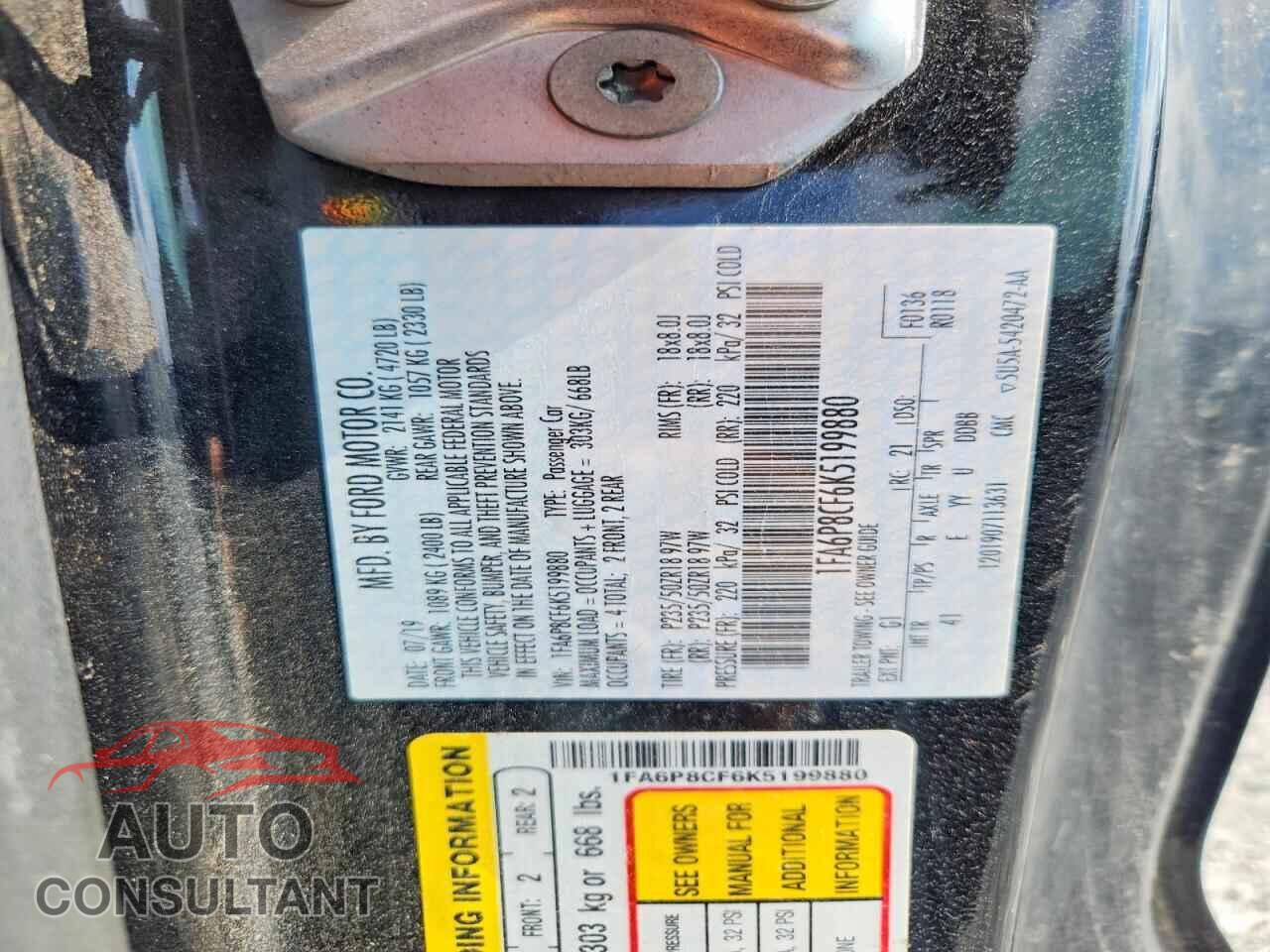 FORD MUSTANG 2019 - 1FA6P8CF6K5199880
