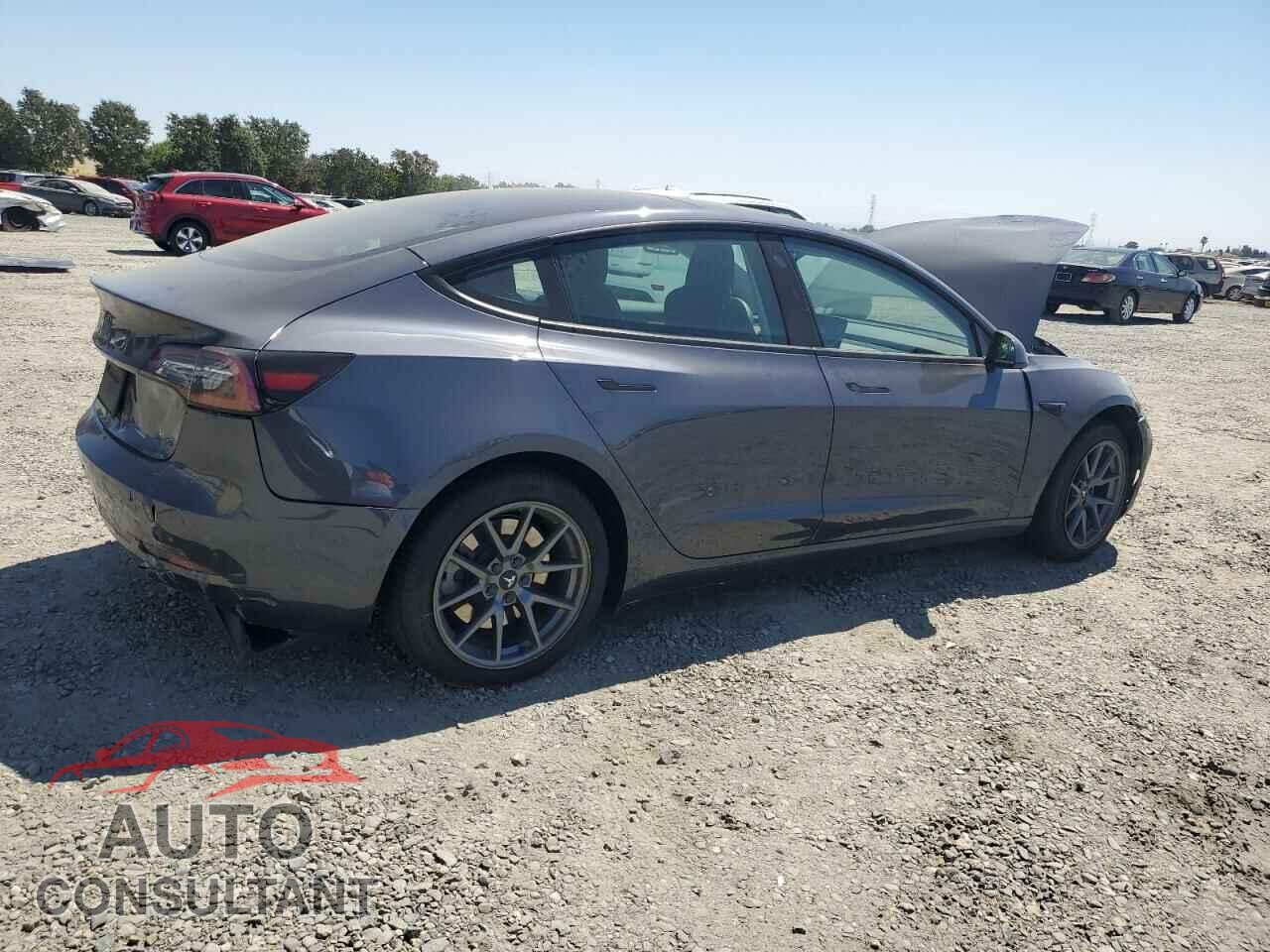 TESLA MODEL 3 2023 - 5YJ3E1EA4PF453815