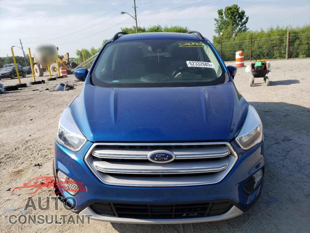 FORD ESCAPE 2018 - 1FMCU0GD2JUB85295