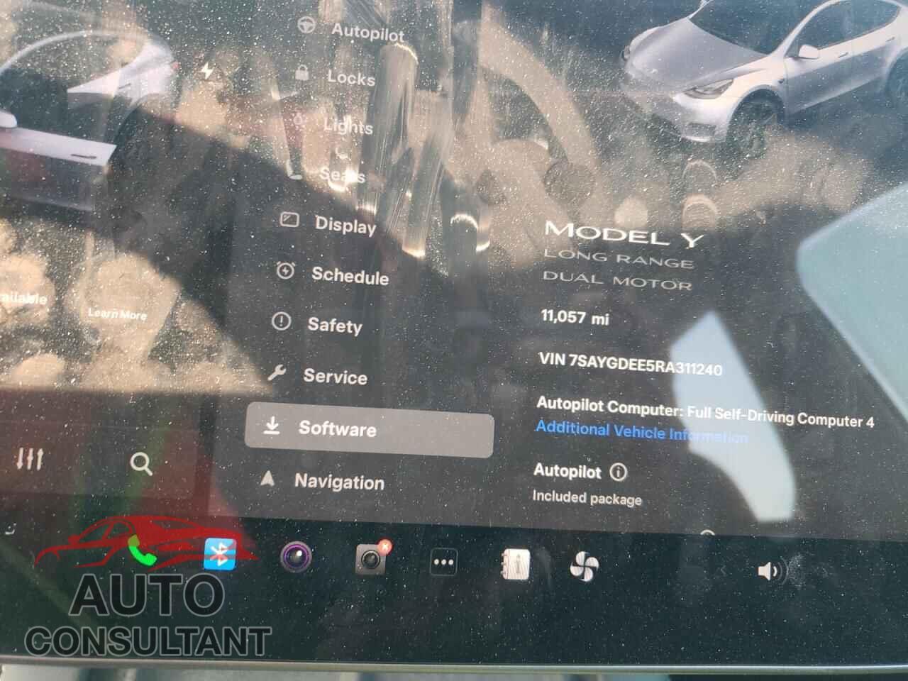 TESLA MODEL Y 2024 - 7SAYGDEE5RA311240