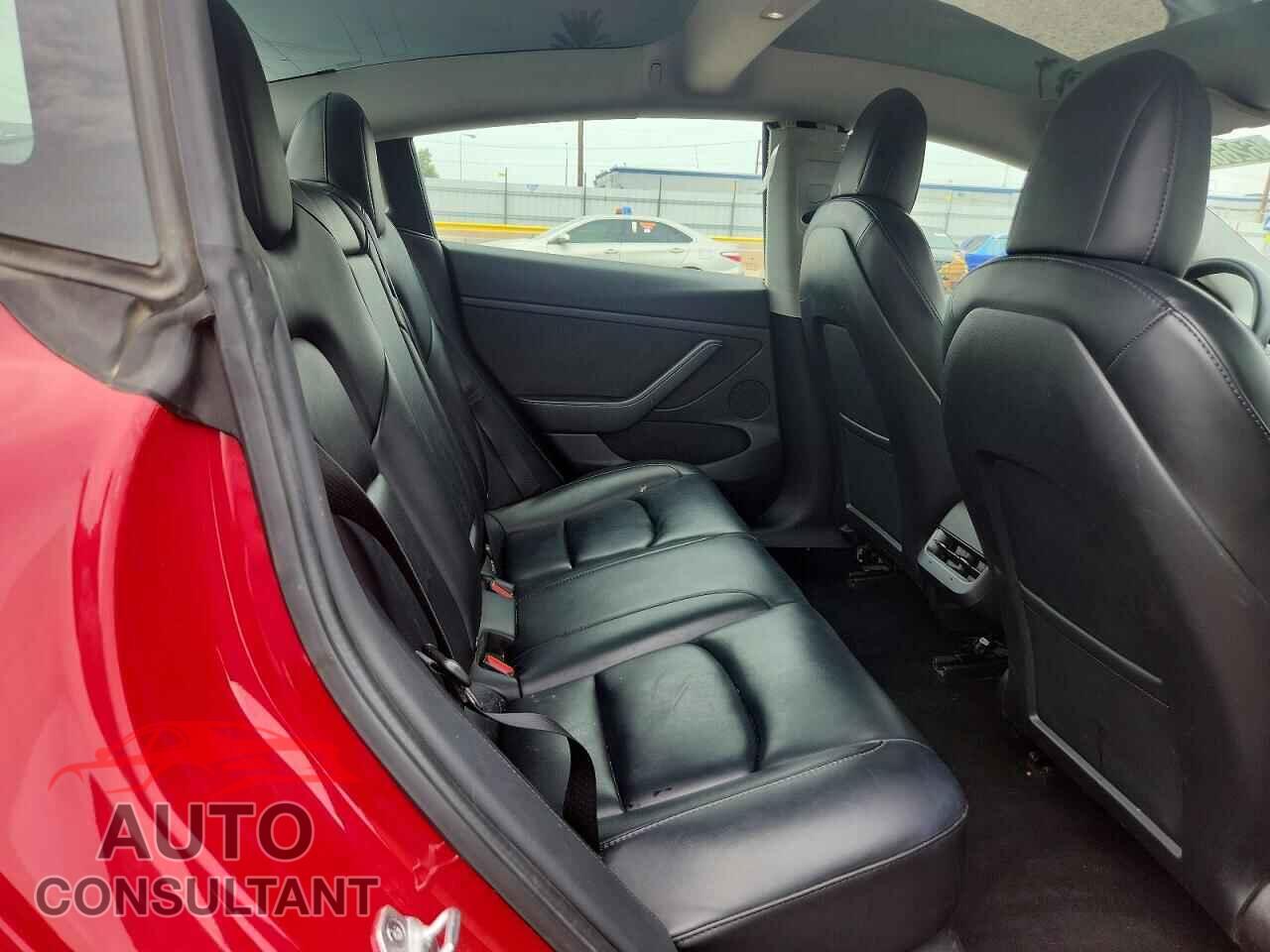 TESLA MODEL 3 2022 - 5YJ3E1EA9NF304829