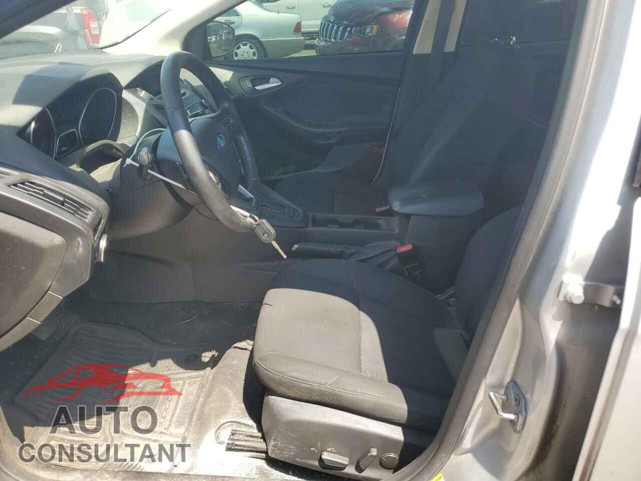 FORD FOCUS 2016 - 1FADP3F23GL359641