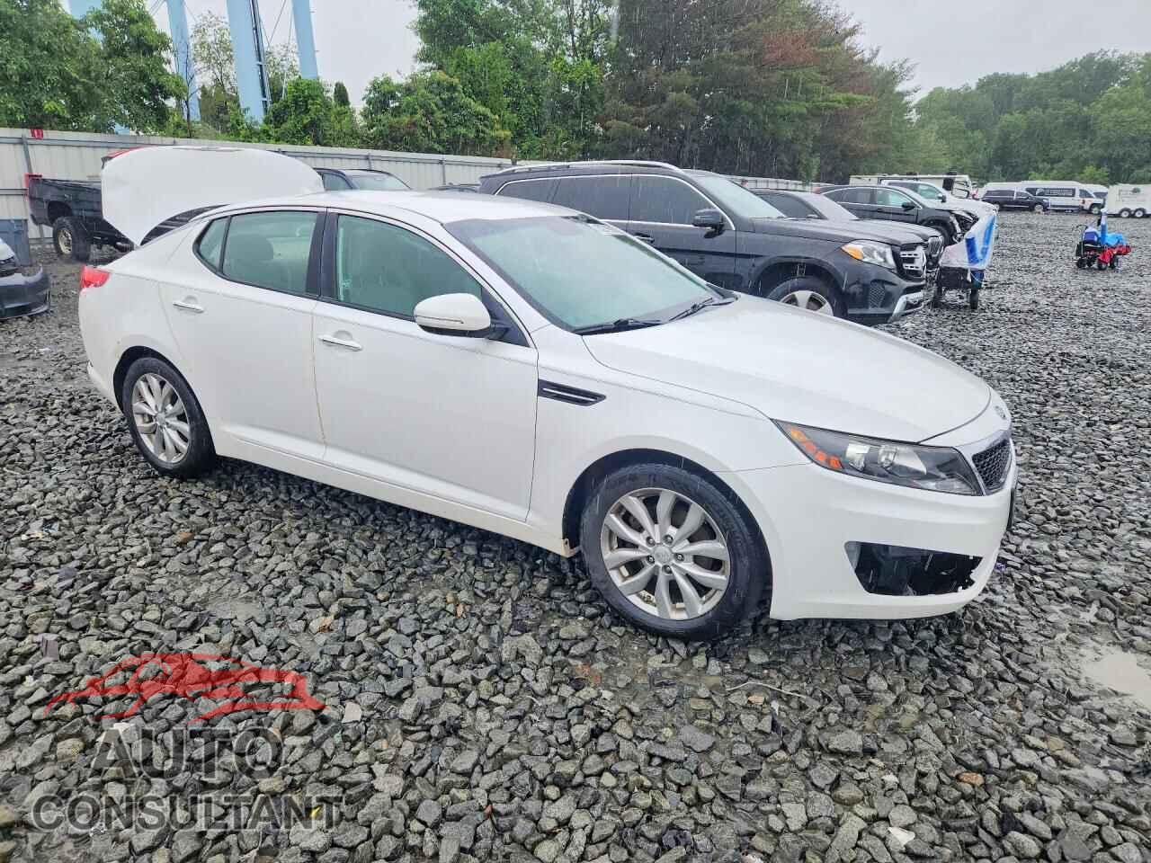 KIA OPTIMA 2012 - KNAGM4A77C5296807