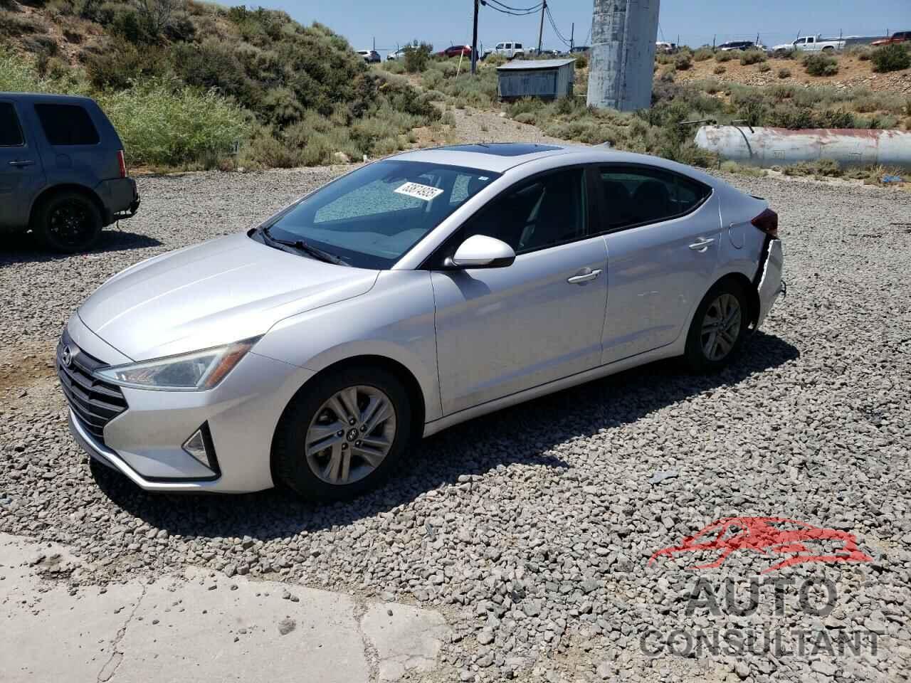 HYUNDAI ELANTRA 2019 - KMHD84LF2KU846722