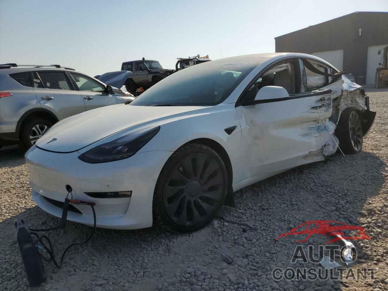 TESLA MODEL 3 2022 - 5YJ3E1EC5NF243321