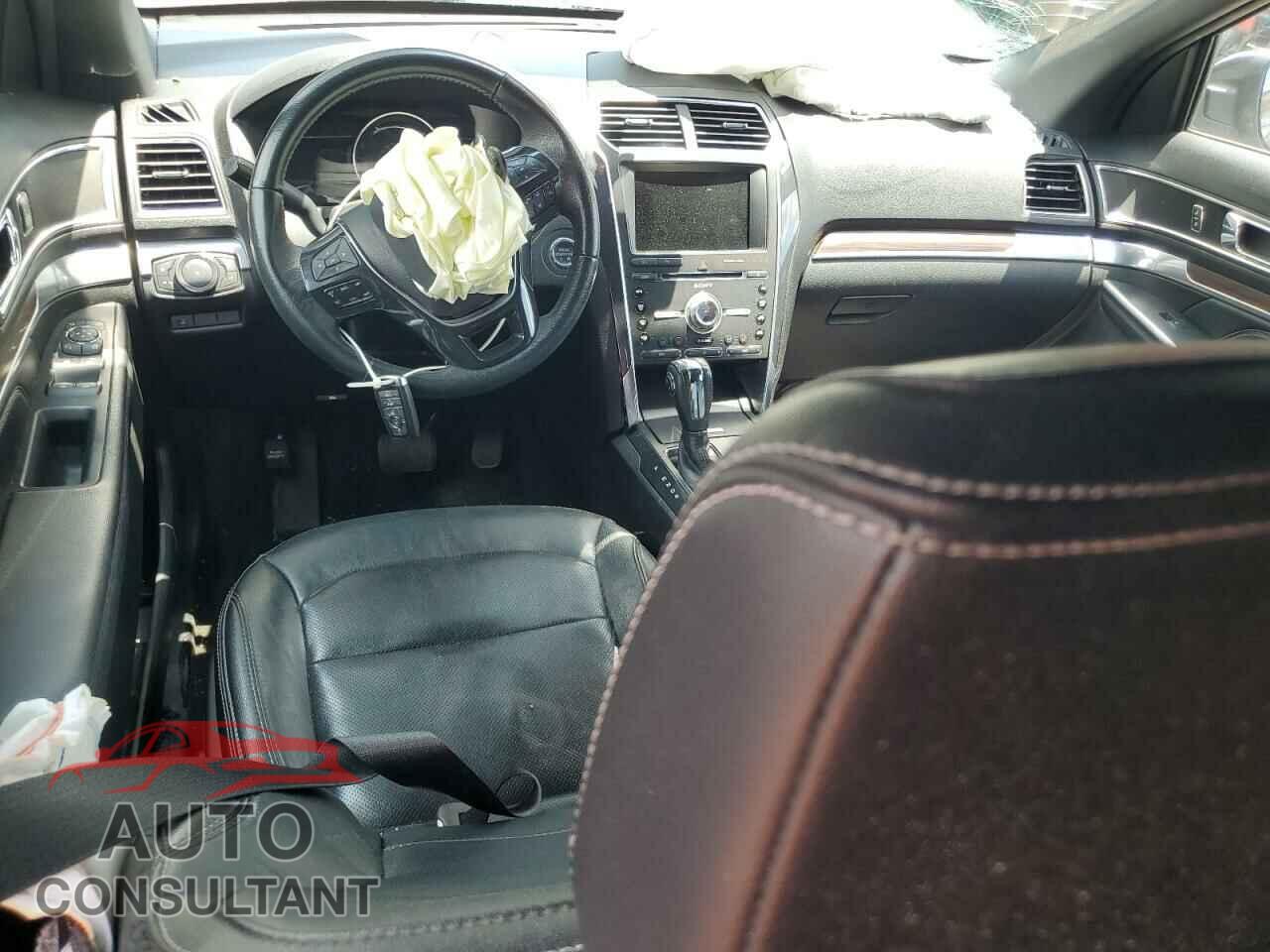 FORD EXPLORER 2018 - 1FM5K7F81JGA27444