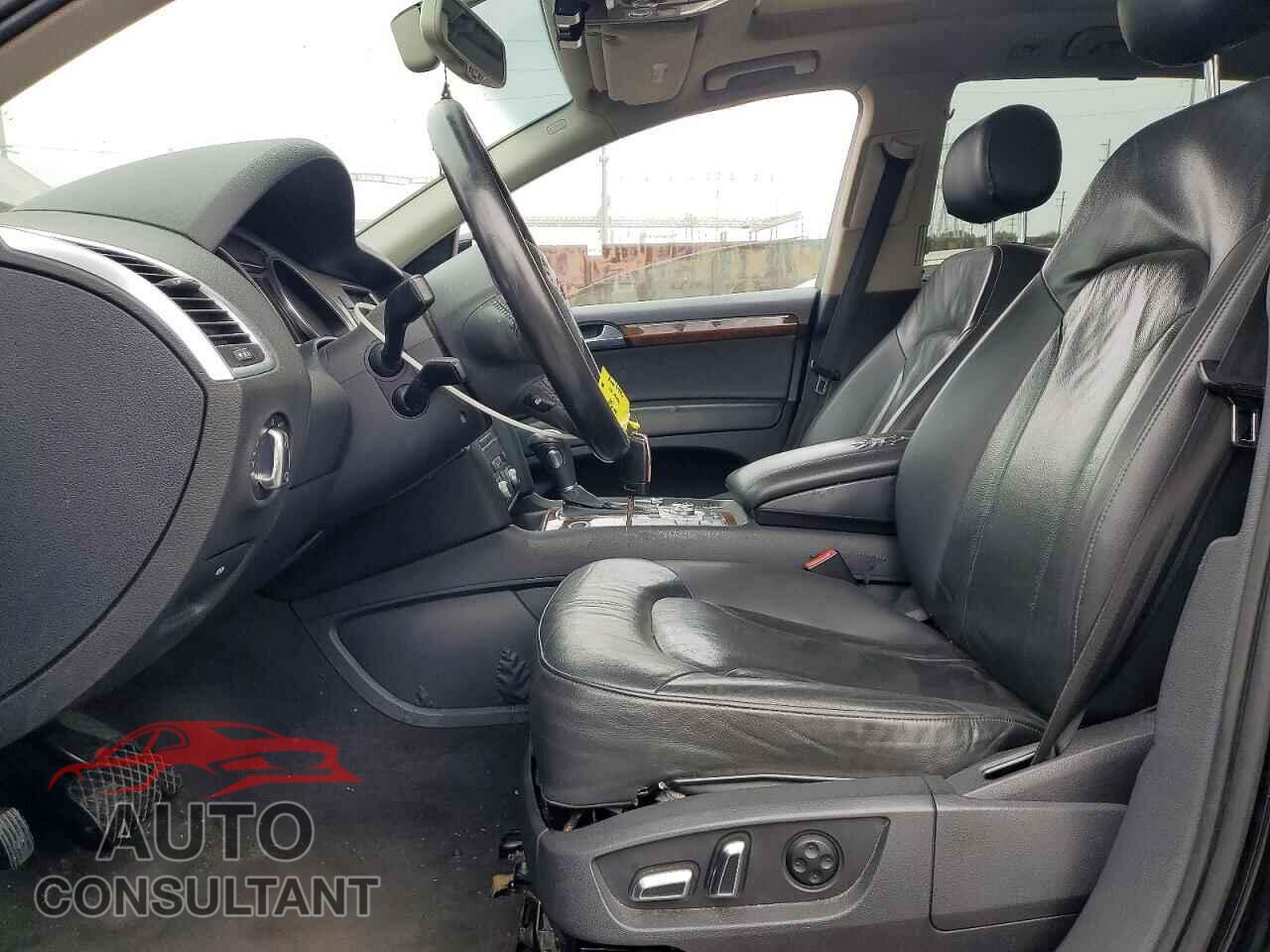 AUDI Q7 2010 - WA1LYAFE5AD007240
