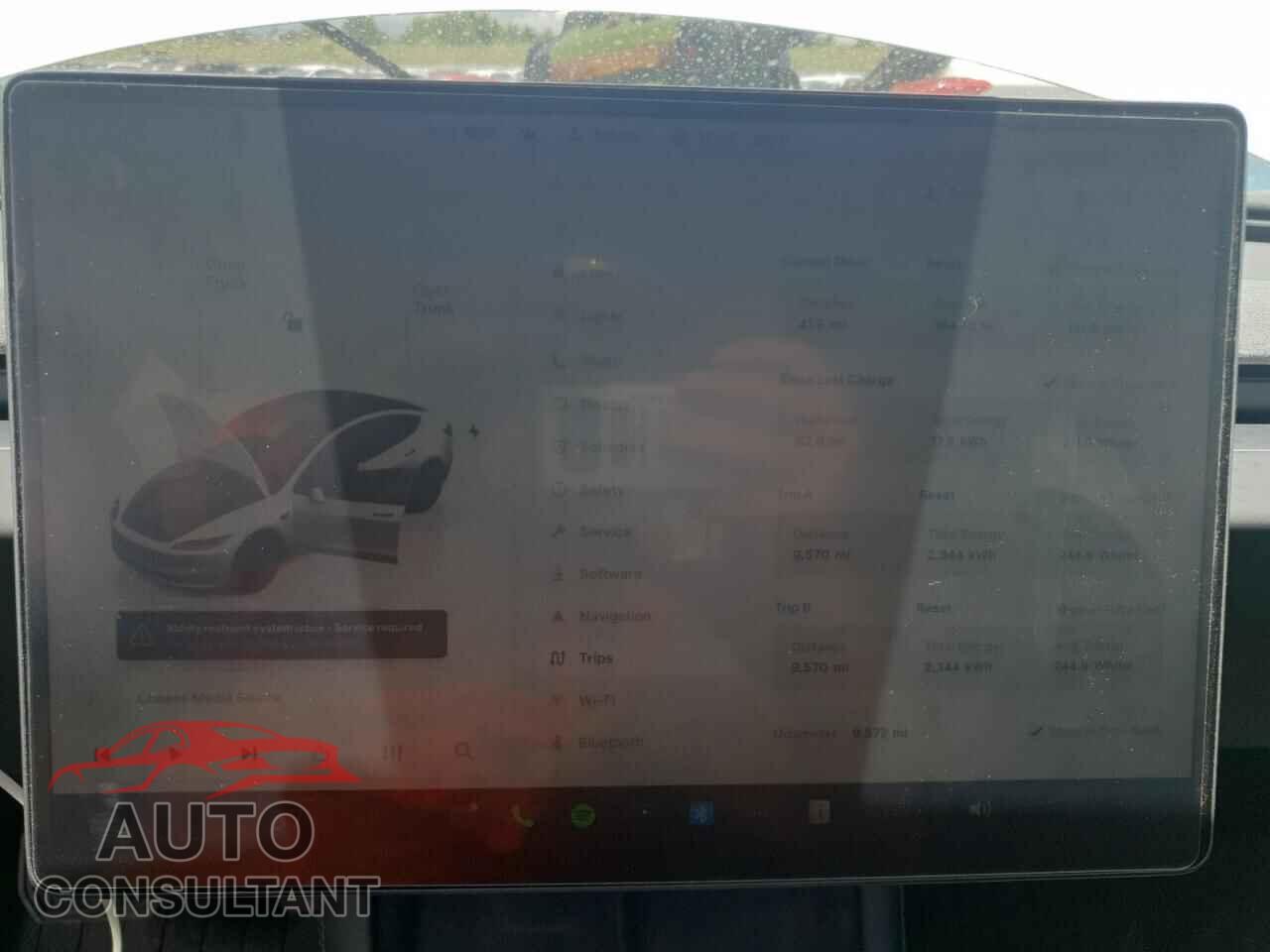 TESLA MODEL 3 2024 - 5YJ3E1EB4RF817680