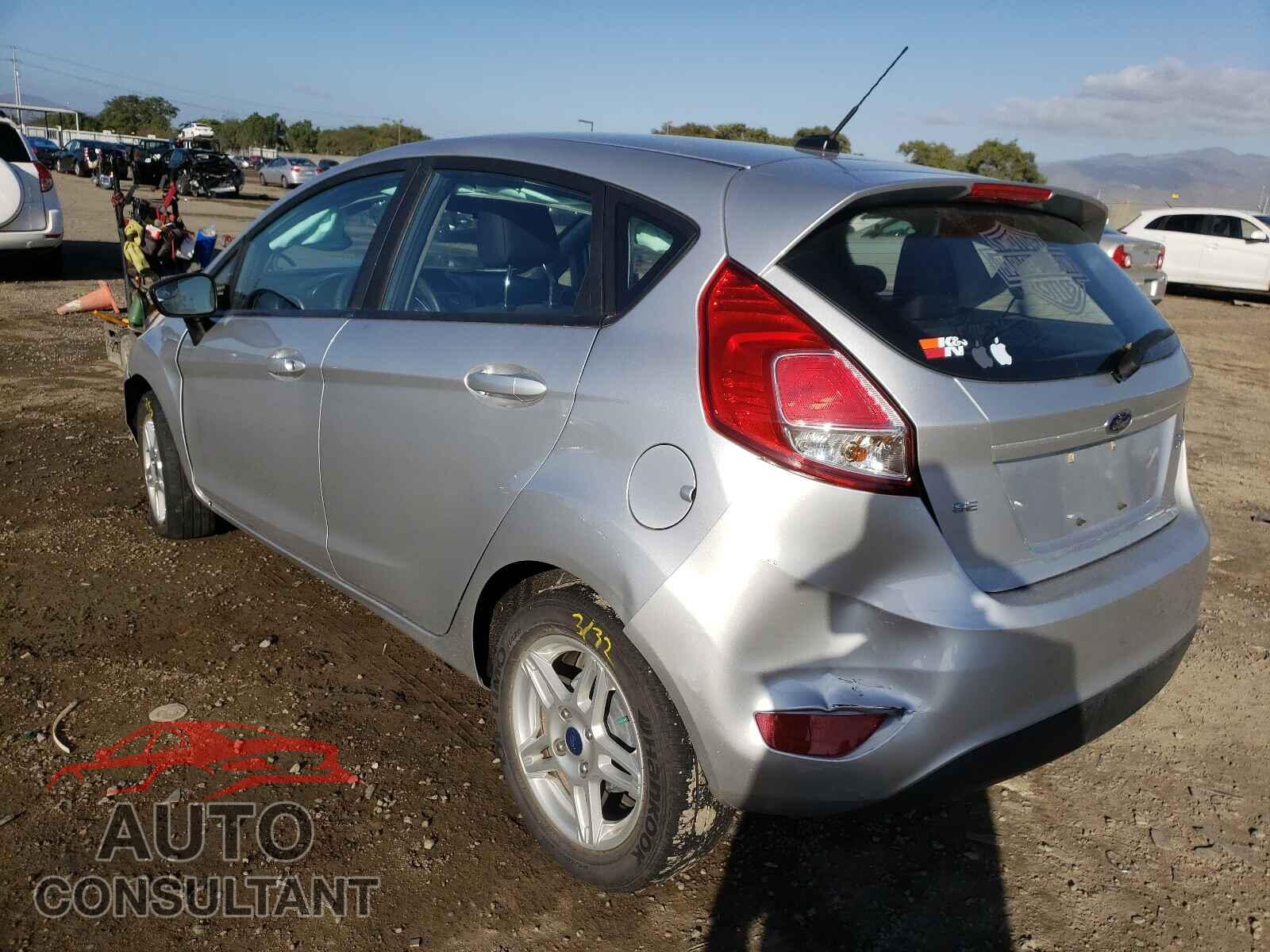 FORD FIESTA 2017 - 3FADP4EJ8HM156176