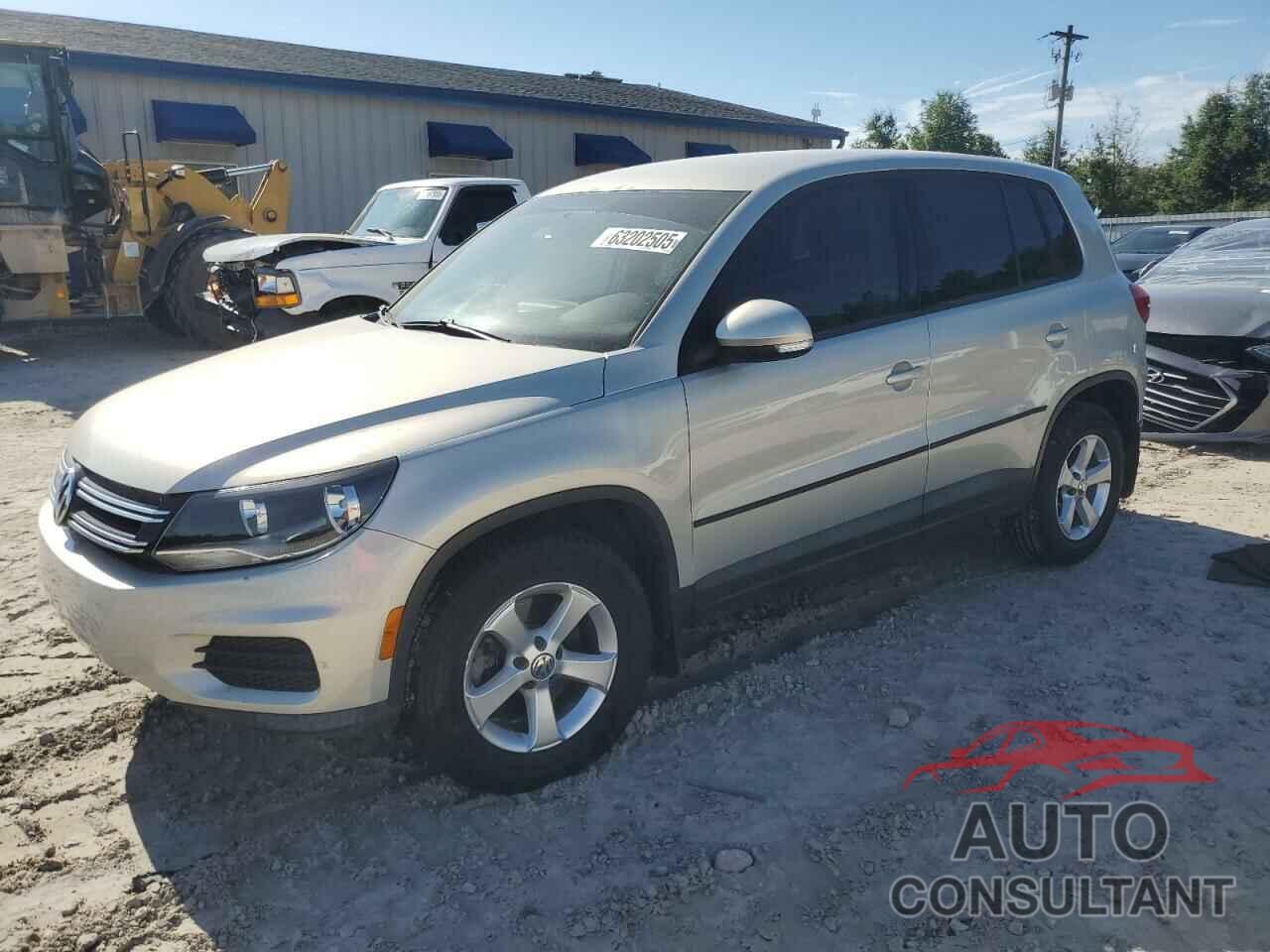 VOLKSWAGEN TIGUAN 2013 - WVGAV3AX4DW561688