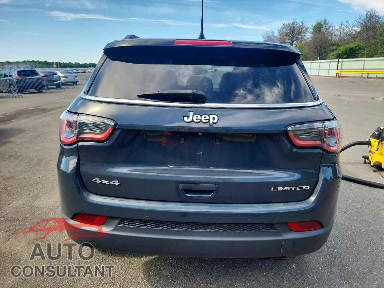 JEEP COMPASS 2018 - 3C4NJDCB7JT143992