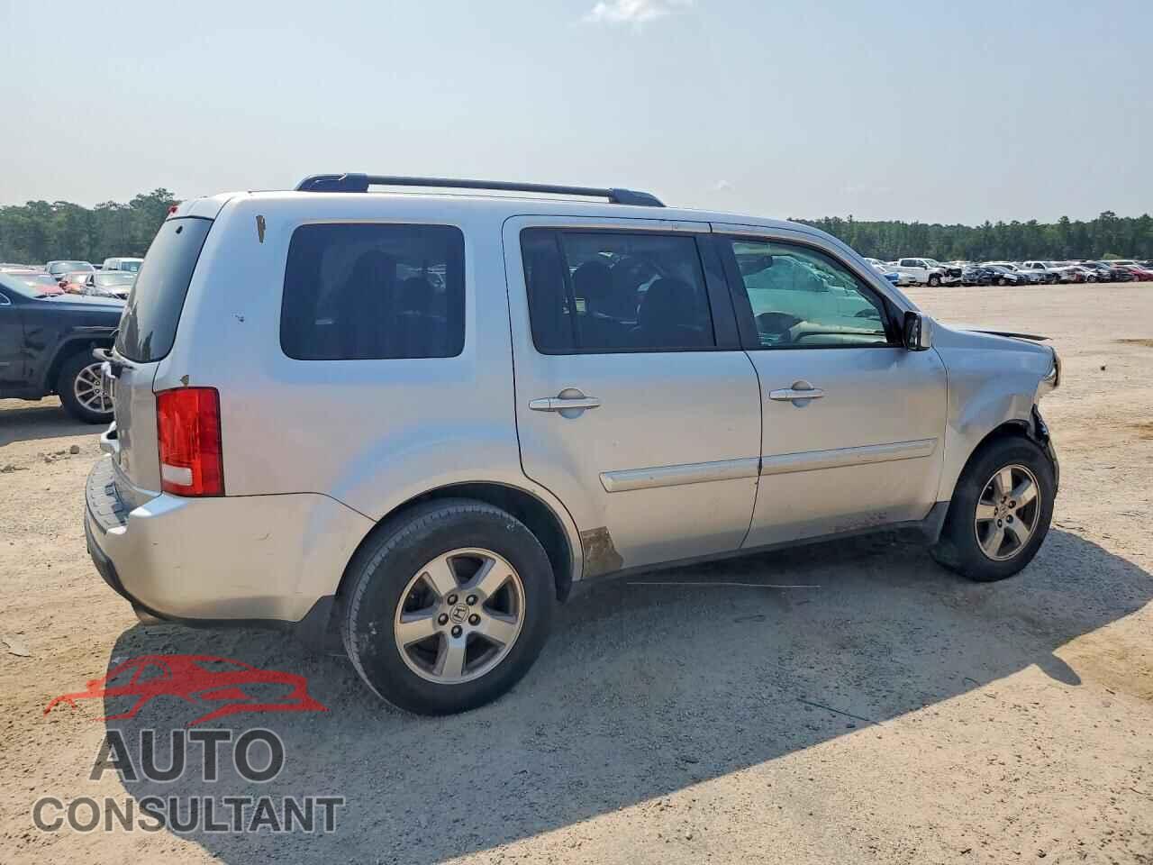 HONDA PILOT 2011 - 5FNYF3H53BB050169