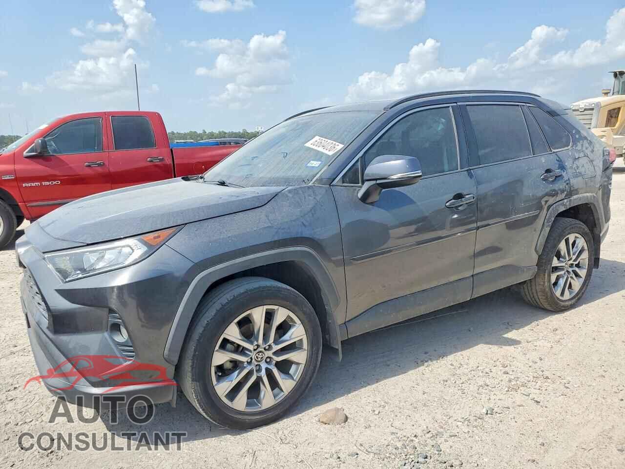TOYOTA RAV4 2021 - 2T3C1RFV9MC120884