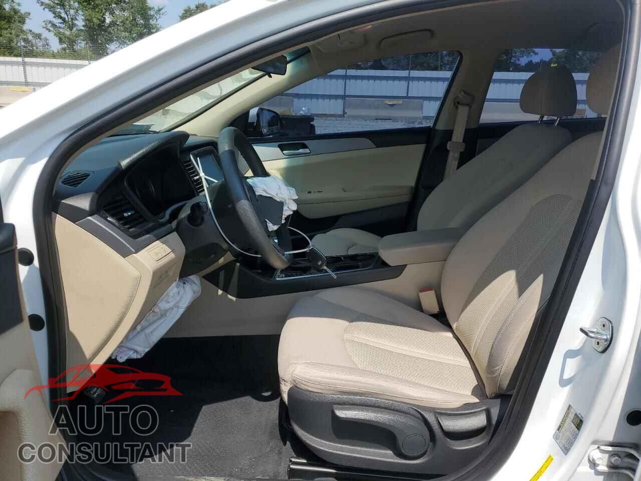 HYUNDAI SONATA 2018 - 5NPE24AF3JH683519
